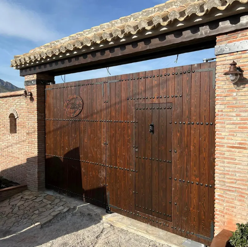 Ventanas y puertas, trabajo 7 de Carpintería FL Florentino